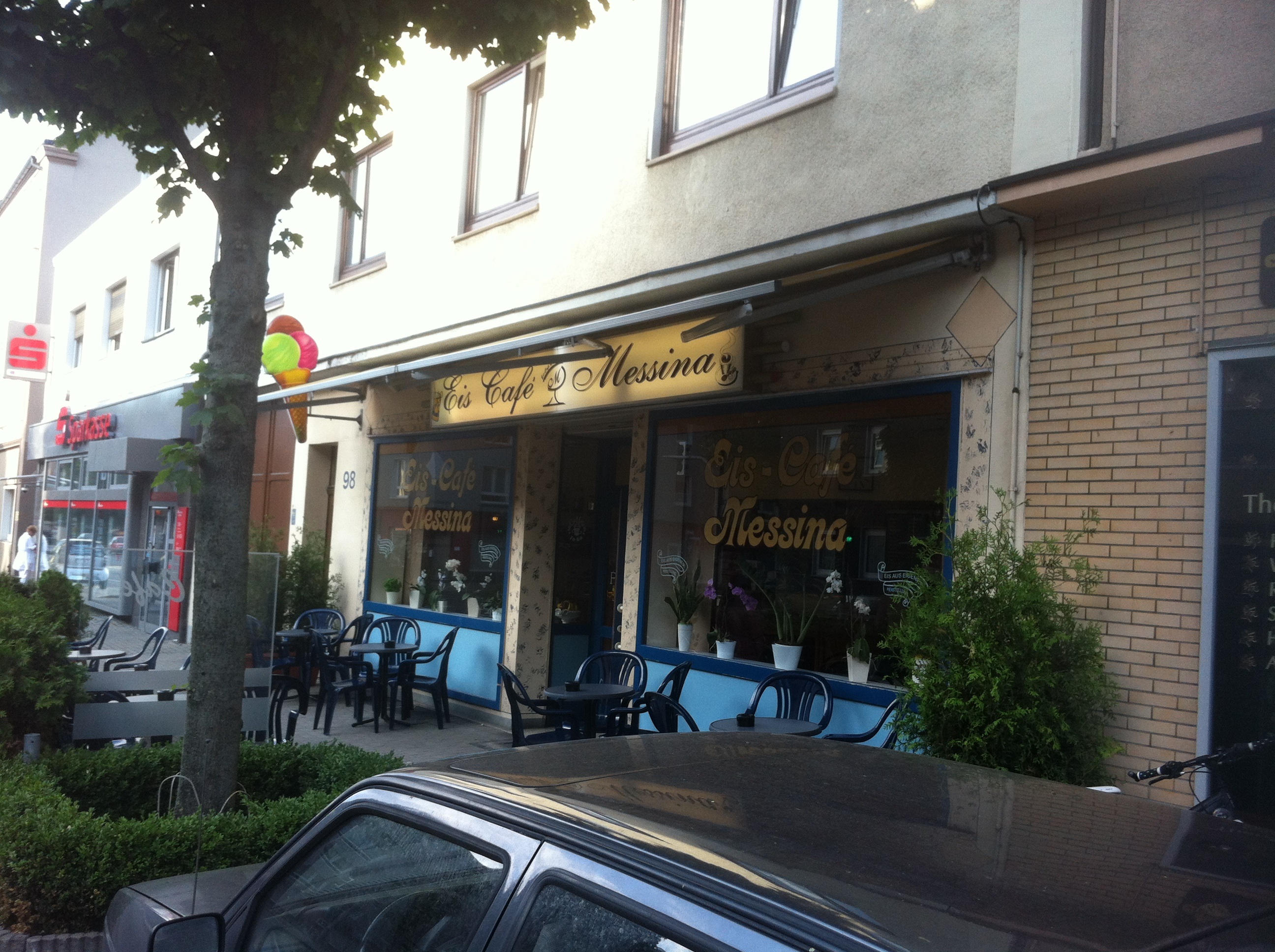 Außenansicht Eiscafe Messina  in Bochum