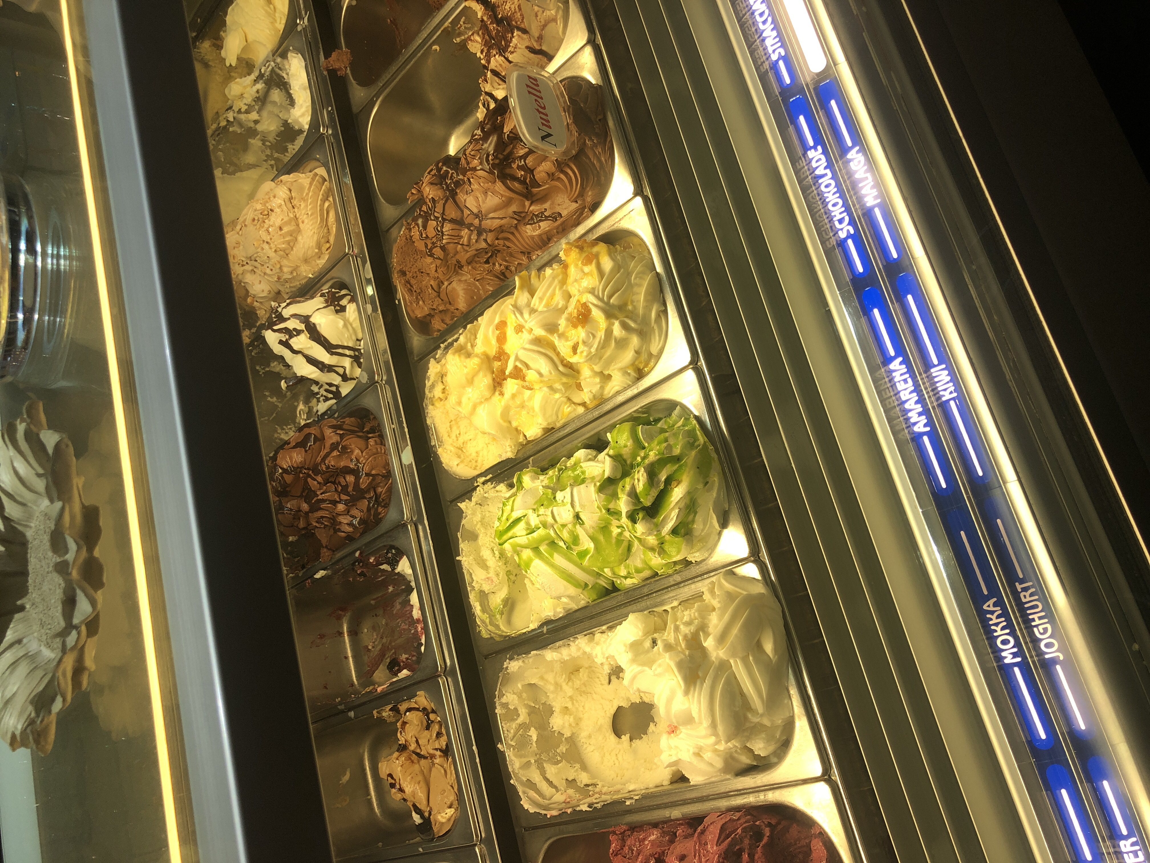Innenbereich Calabrese Eiscafé© , Recklinghausen